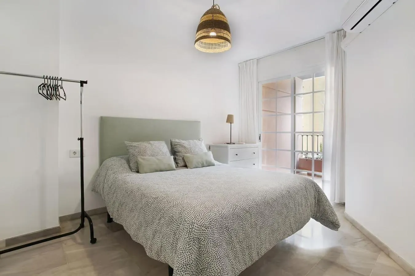 Exclusive Malagueta Beach Apartment Malaga